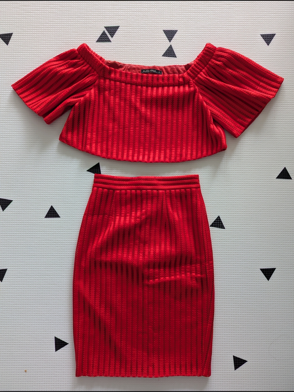 Black Halo Red Ribbed Two-Piece Skirt Set